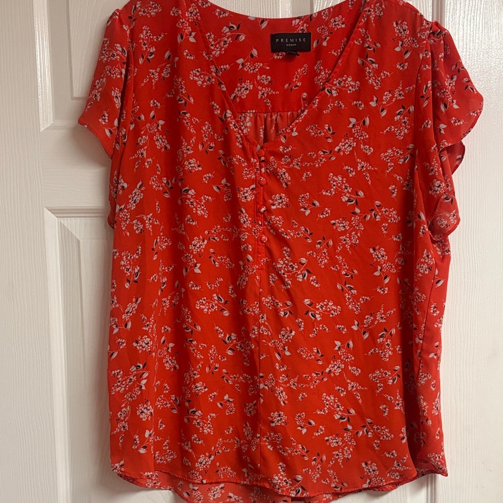 Premise Red Floral Women's Top